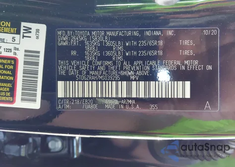 2021 Toyota Highlander Xle z USA, uszkodzony, nr VIN 5TDGZRAH7MS039295